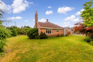 Wrap Around Garden- click for photo gallery